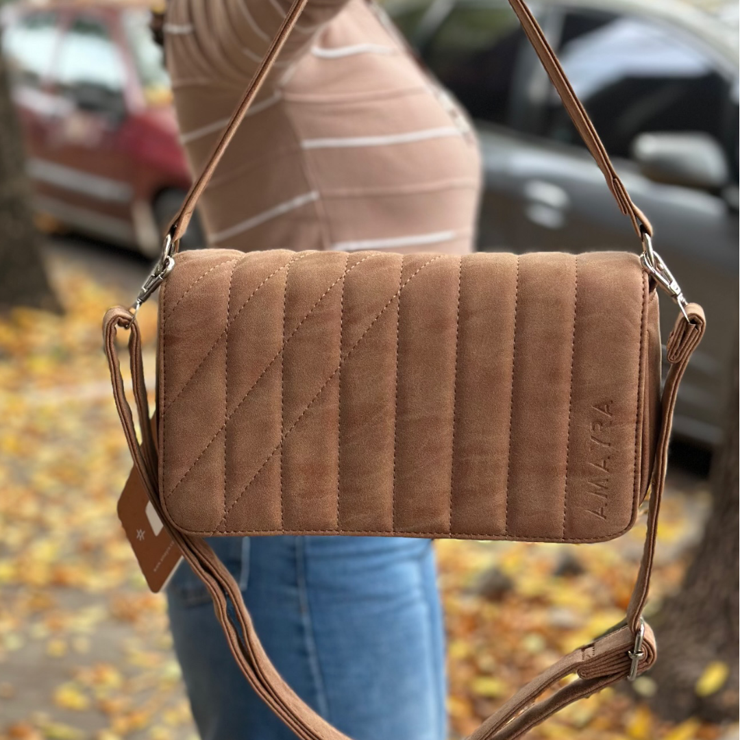 CARTERA DE MANO 