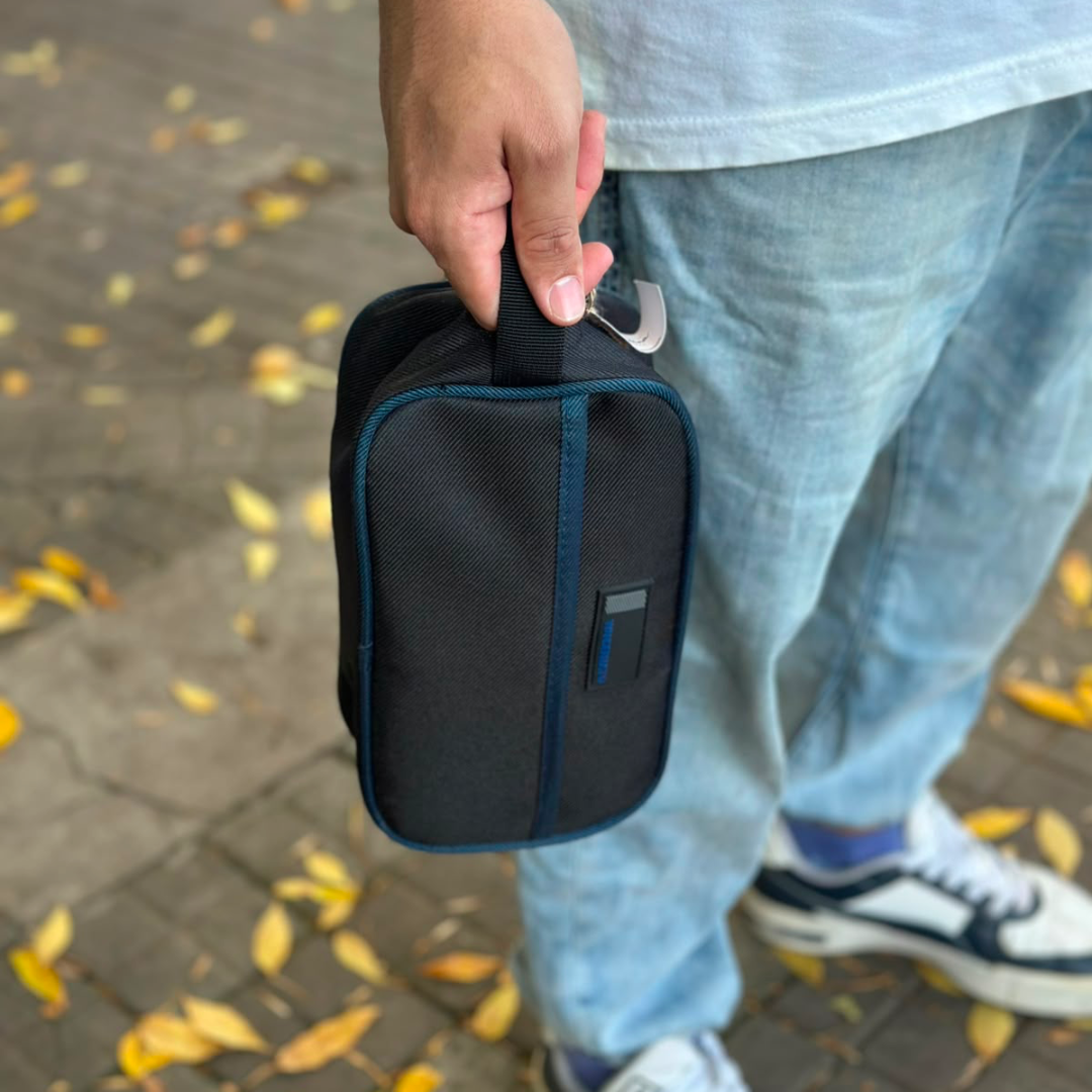NECESER WANDERLUST NEGRO Y AZUL
